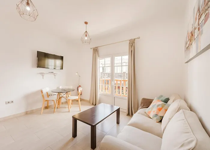 Old Town Reina Sofia 2 * بويرتو ذيل كارمين